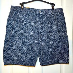 DKNY Men’s Chino Shorts Size 40 NWT Blue Gray Bohemian Print Modern Flat Front